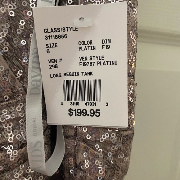 Sequin evening gown - Picture 4 of 8